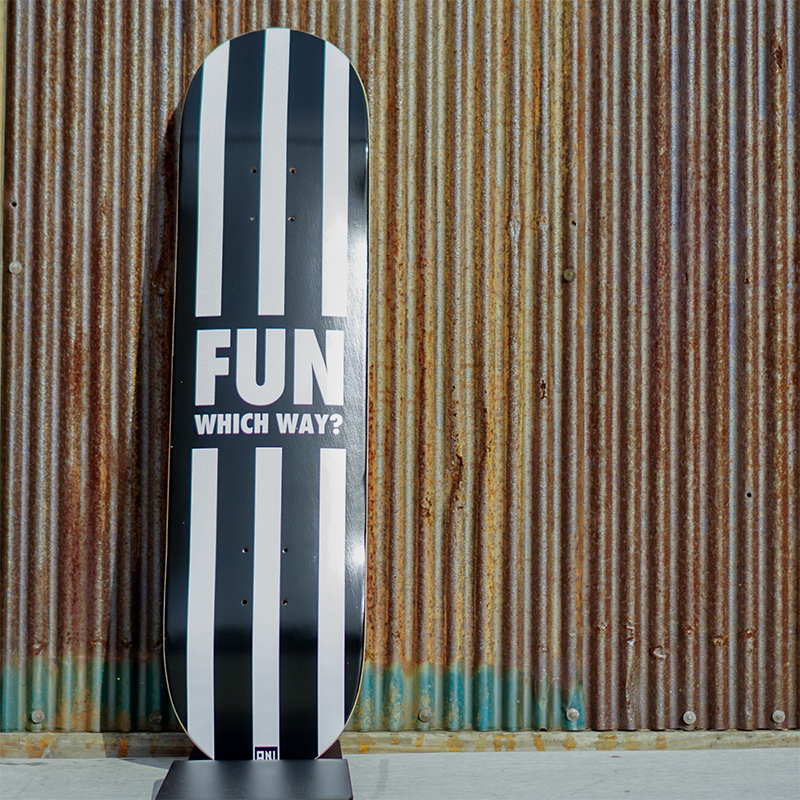 FUN naughty STRIPE スケートボード デッキ 8.0×31.65【単品】