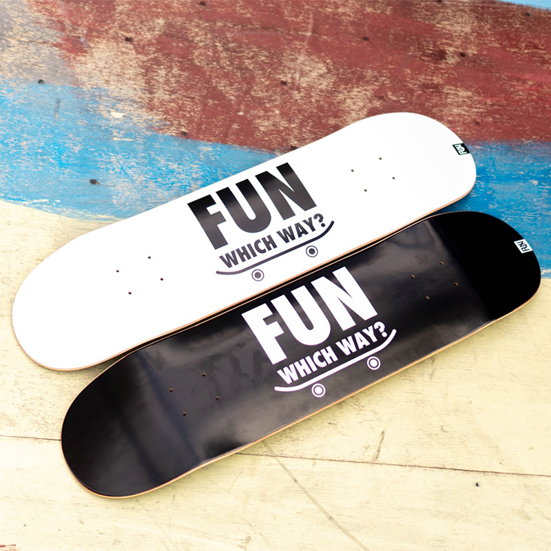 FUN naughty チームデッキ スケートボード デッキ 7.5／7.75／8.0【単品】