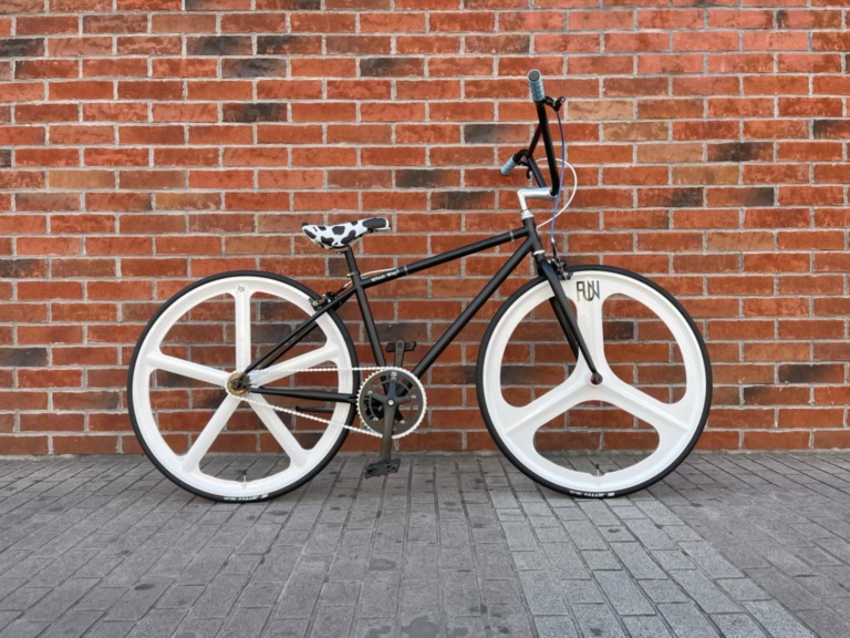 FUNのカスタム自転車・ピストバイクの過去オーダー例 20