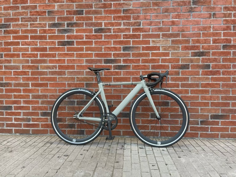 FUNのカスタム自転車・ピストバイクの過去オーダー例 01