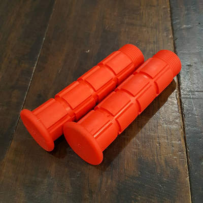カメレオングリップ レッド